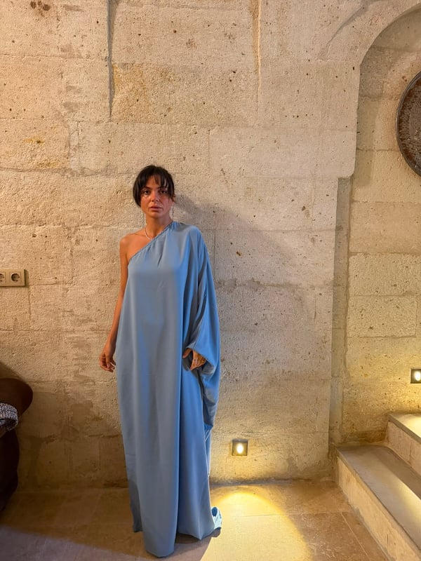 Tek Omuz Oversize Açık Mavi Elbise