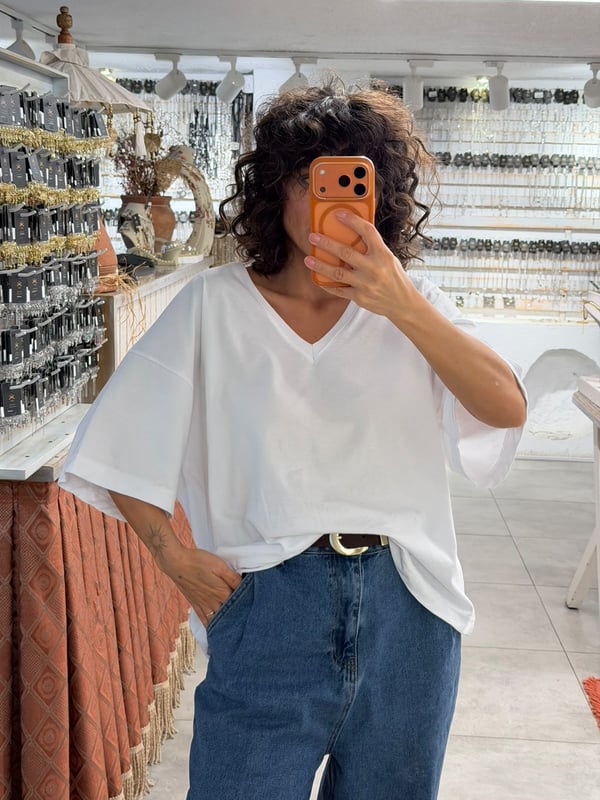 V Yaka Oversize Tişört Beyaz 