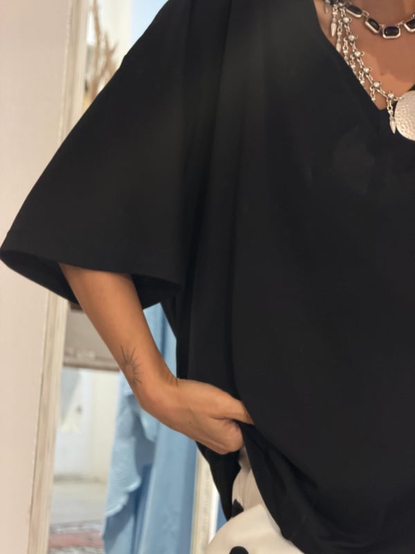 V Yaka Oversize Tişört Siyah