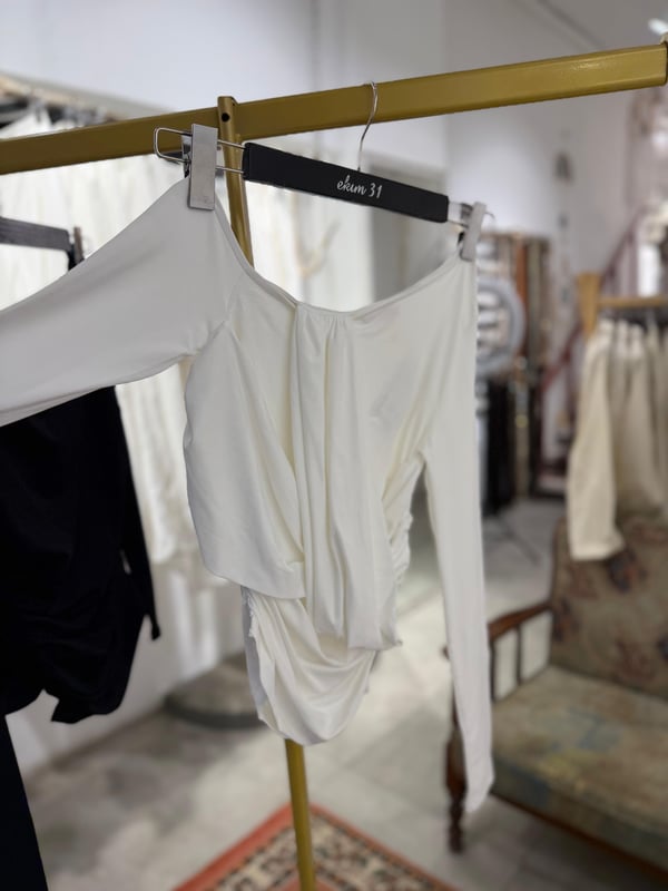 Yanı Büzgülü Basic Bluz