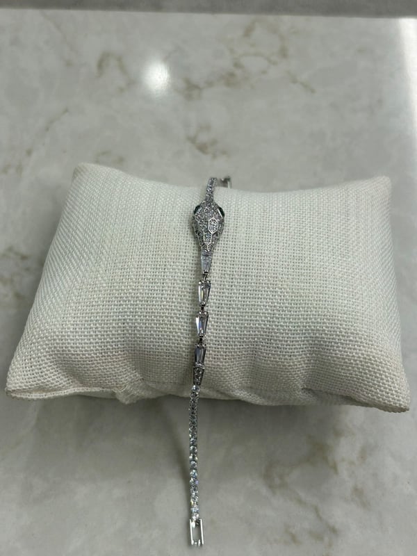 Yılan Model Taşlı Bileklik 