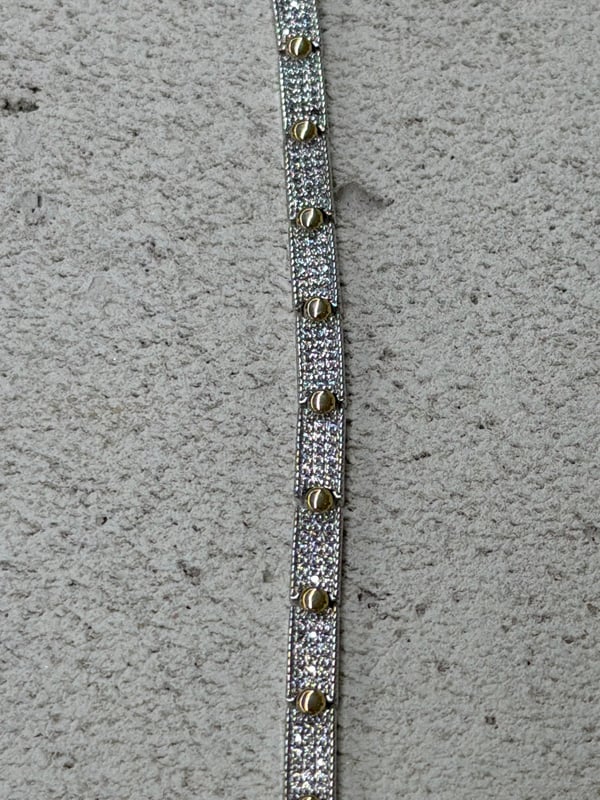 Zircon Taş Gold Detaylı Silver Bİleklik
