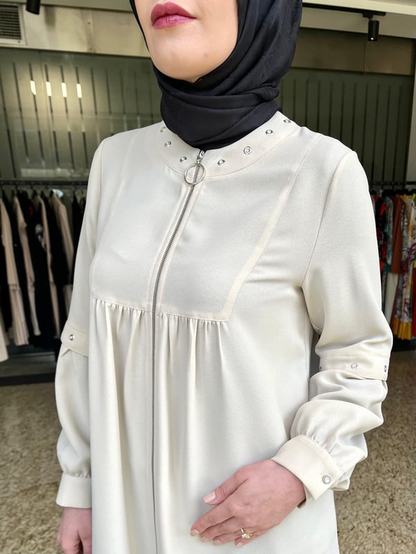 Kuş Gözü Detaylı Fermuarlı Bej Kap 2051