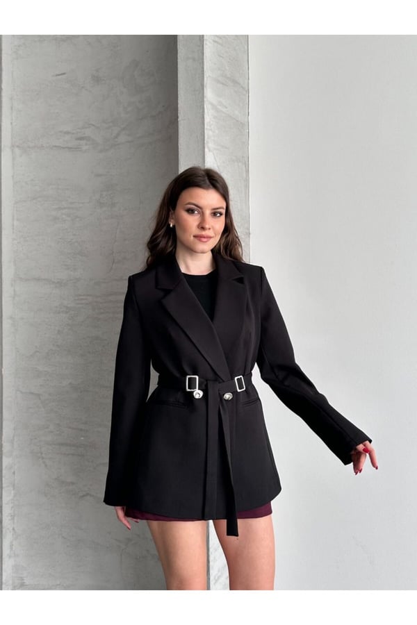 Çift Toka Detaylı Kuşaklı Blazer Ceket