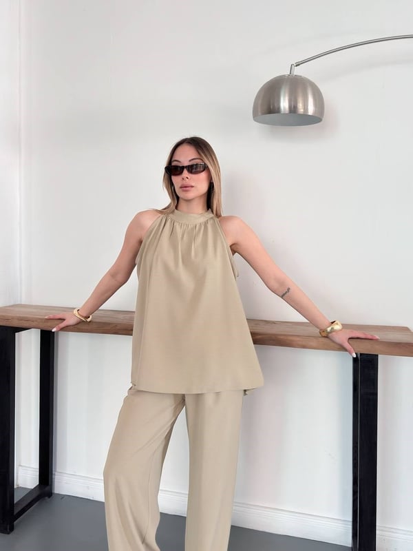 Halter Yaka Bluzlu Takım