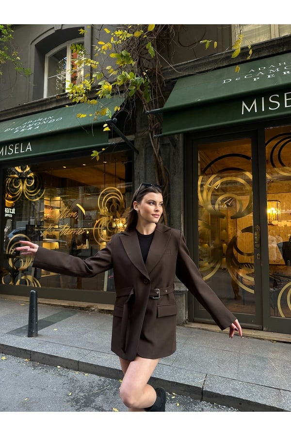 Kadın Yeni Sezon Kemer Detaylı Blazer Ceket
