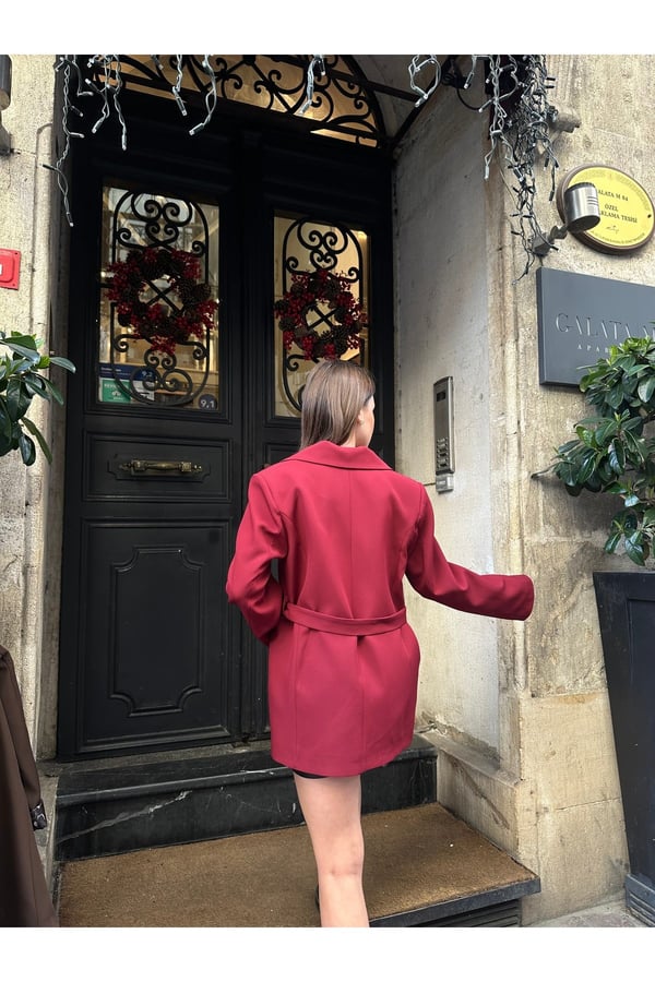 Kadın Yeni Sezon Kemer Detaylı Blazer Ceket