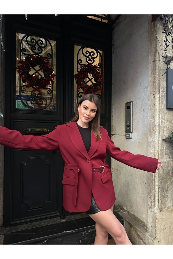 Kadın Yeni Sezon Kemer Detaylı Blazer Ceket