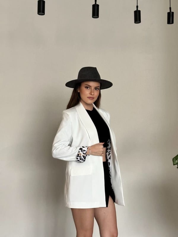 Kadın Yeni Sezon Leopar Astar Detaylı Uzun Blazer Ceket