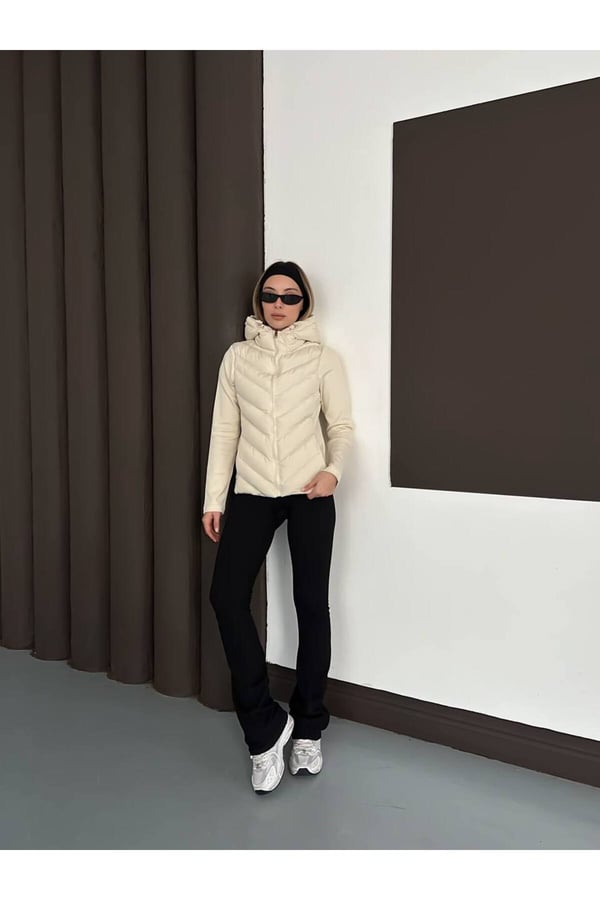Kapüşonlu Dalgıç Detay Rüzgar geçirmez Slim Fit Şişme Mont Krem