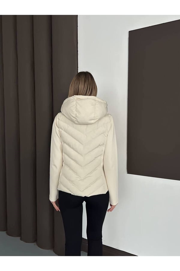 Kapüşonlu Dalgıç Detay Rüzgar geçirmez Slim Fit Şişme Mont Krem