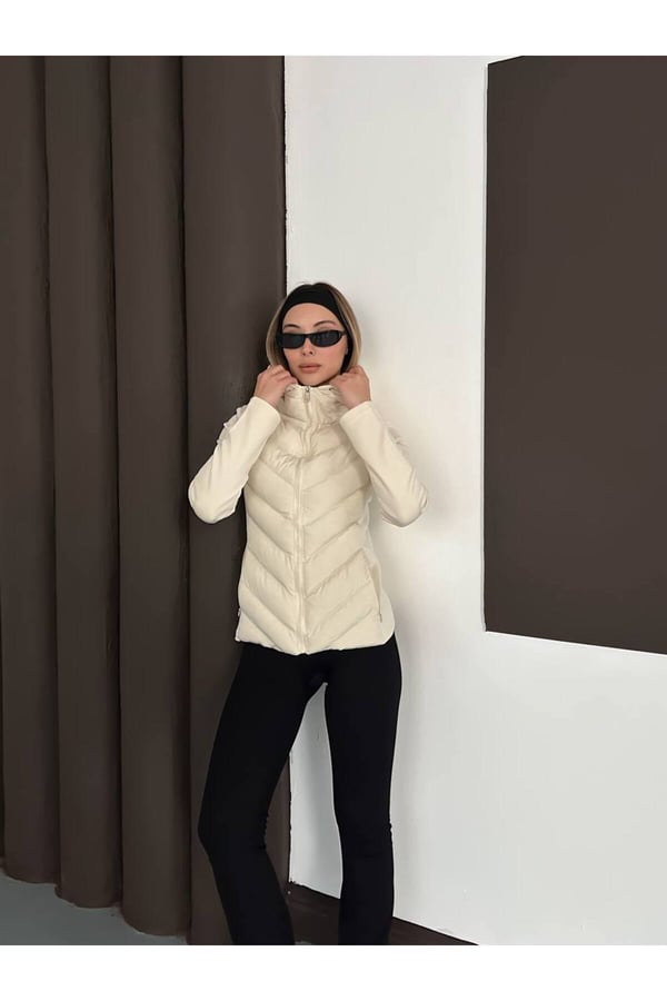 Kapüşonlu Dalgıç Detay Rüzgar geçirmez Slim Fit Şişme Mont Krem
