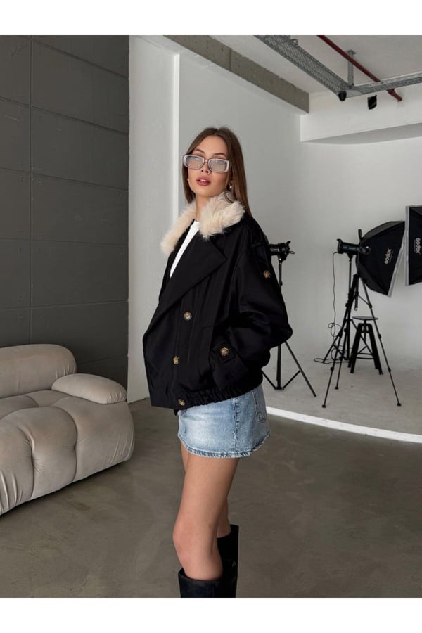 Marka Model Yakası Çıkarılabilir Kürklü Trençkot Ceket