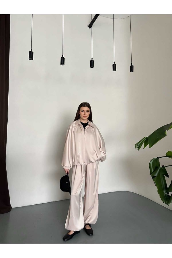Saten Oversize Kalıp Ceket ve Pantolon İkili Takım