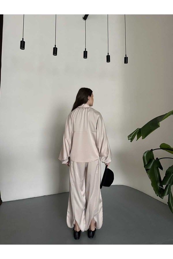 Saten Oversize Kalıp Ceket ve Pantolon İkili Takım