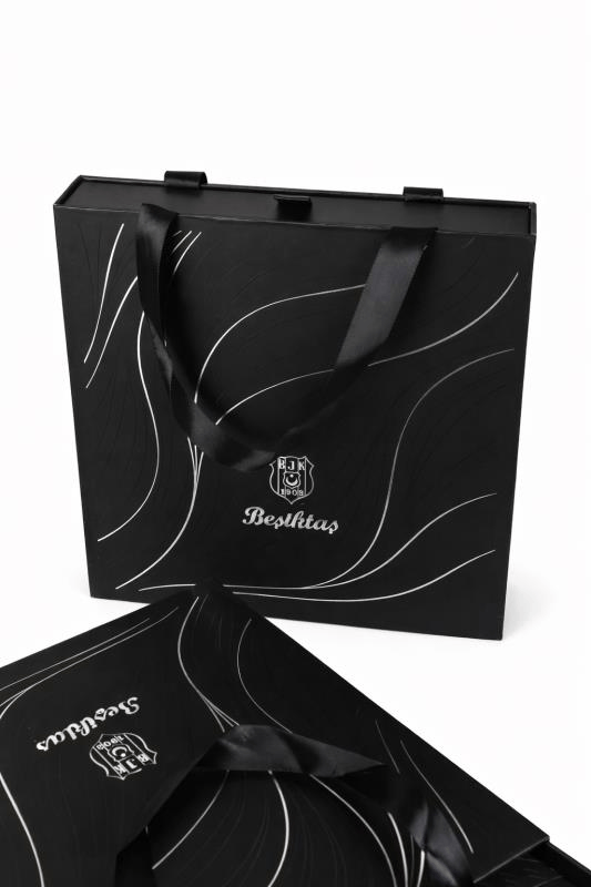 Beşiktaş Premium A5 Defter & Roller Kalem Seti (96 Yaprak Çizgili) – Özel Kutulu