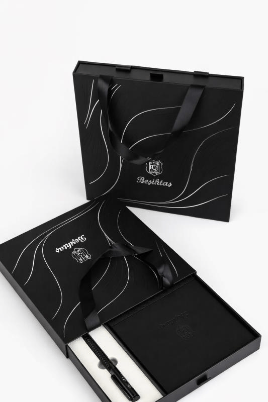 Beşiktaş Premium A5 Defter & Roller Kalem Seti (96 Yaprak Çizgili) – Özel Kutulu