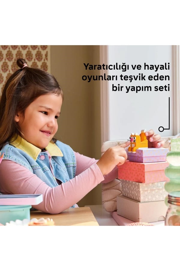 LEGO Classic Yaratıcı Mutlu Kutu (11042) - 680 Parça