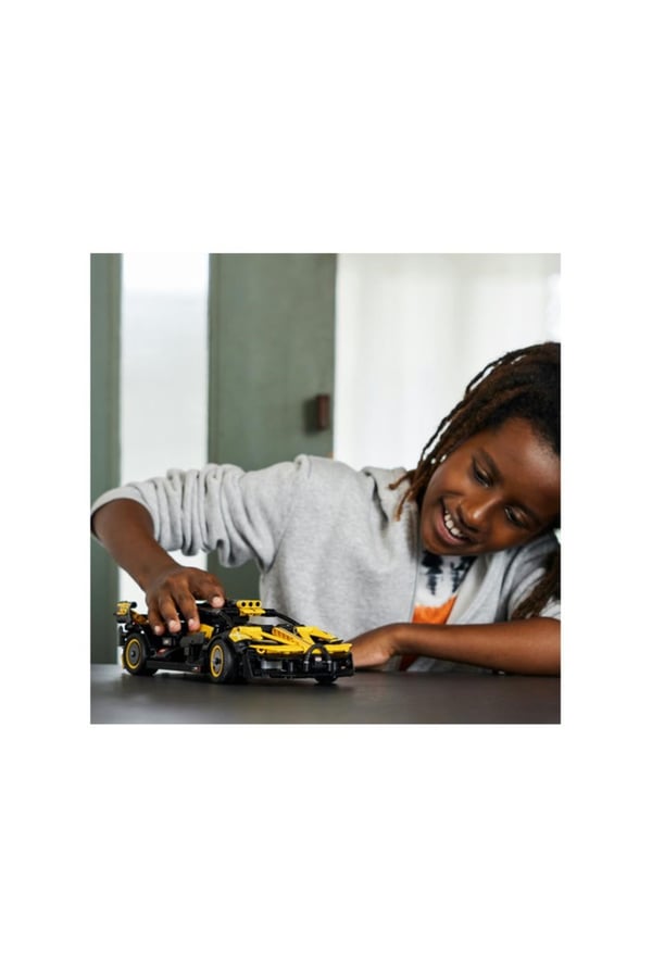 LEGO Technic Bugatti Bolide 42151 - 905 Parça