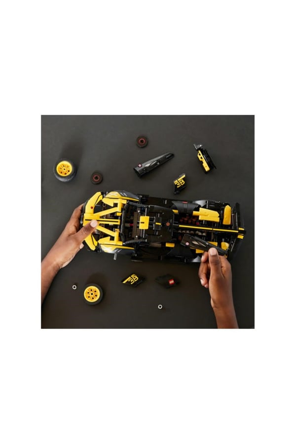 LEGO Technic Bugatti Bolide 42151 - 905 Parça