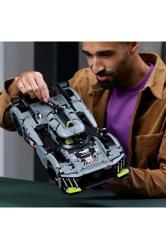 LEGO Technic PEUGEOT 9X8 24H Le Mans Hybrid Hypercar 42156 - Motor Sporları Hayranı Yetişkinler için Koleksiyonluk ve Sergilenebilir Model Araba Yapım Seti (1775 Parça)