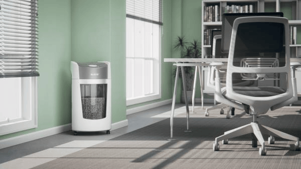 Leitz IQ OptiMax Office Mikro Kesim Evrak İmha Makinesi P5 35L - Beyaz - KOD:83600000