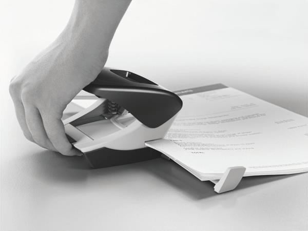 Leitz Yeni NeXXt KüçükOfis Delgeç Siyah - L-5038-00-98