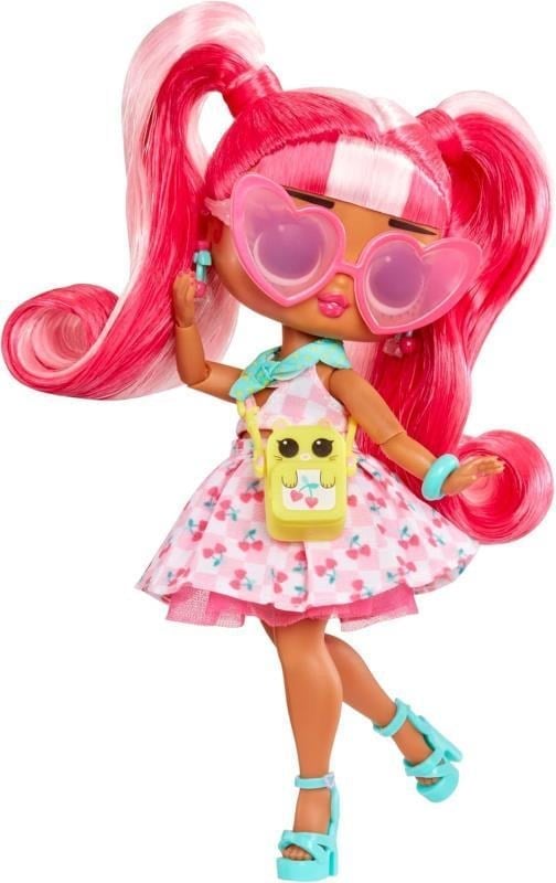 LOL Surprise Tweens Çekirdek Moda Bebek – Cherry B.B. (10+ Sürpriz, Aksesuar ve Günlük Dahil)