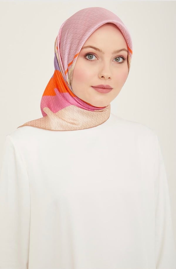 ARMİNE %100 SURA İPEK EŞARP