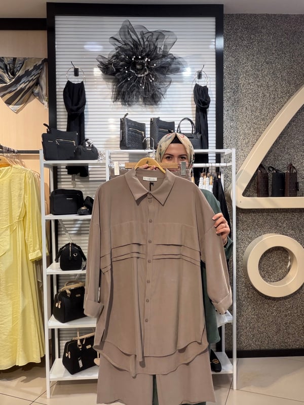 BASİC GÖMLEKLİ TAKIM 