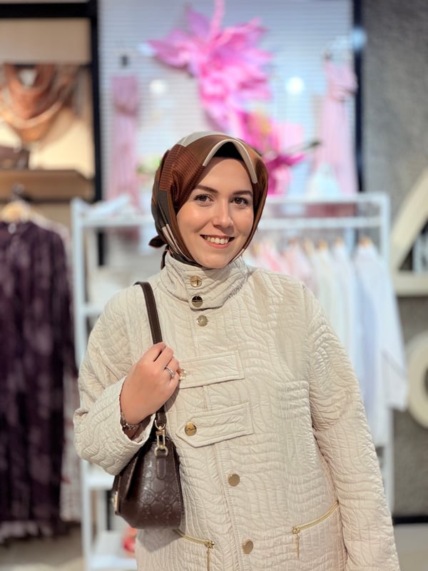 DÜĞME DETAYLI KAP