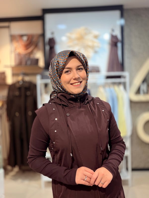 ETEKLİ ÜÇLÜ TAKIM