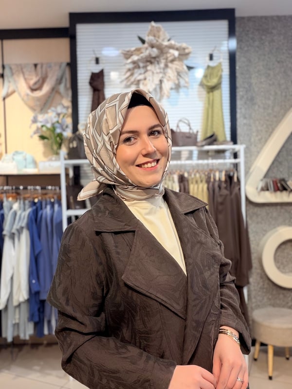 HEDDY/NURCAN ÇETİN QUPRA KUMAŞ CEKETLİ TAKIM
