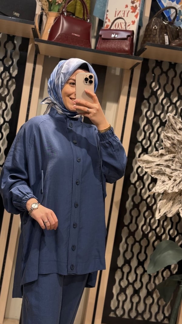 HEDDY/NURCAN ÇETİN YANDAN DÜĞME DETAYLI TAKIM