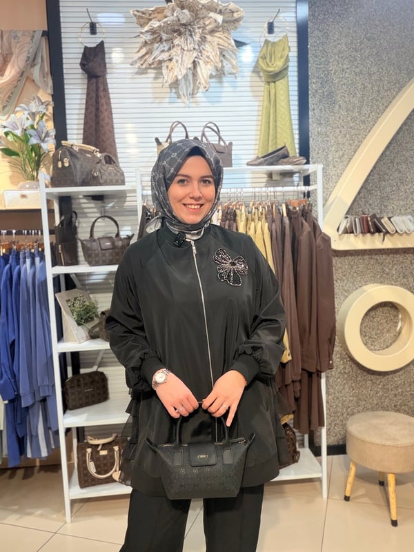 SIRTI KAT KAT DETAYLI KAP
