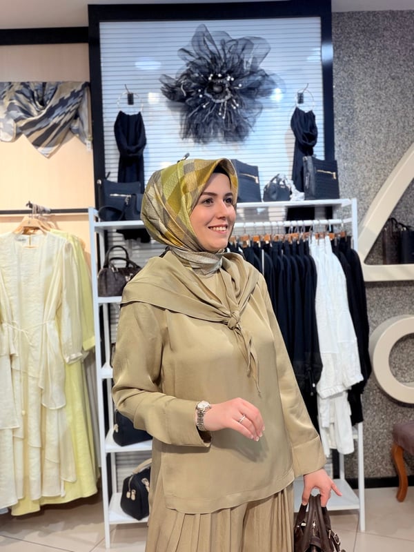 TERZİ DÜKKANI AVEN ASETAT FULARLI TAKIM