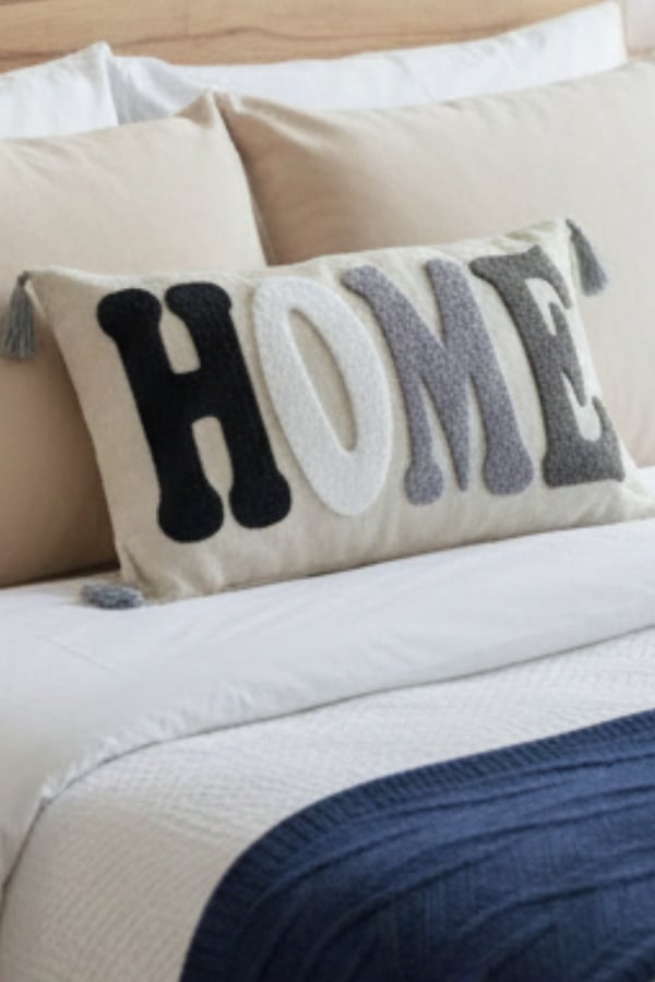 1 Adet Punch Nakışlı Home Yazılı & Desenli Kırlent Kılıfı