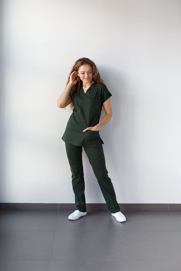 Likralı Scrubs Takım Avcı Yeşili