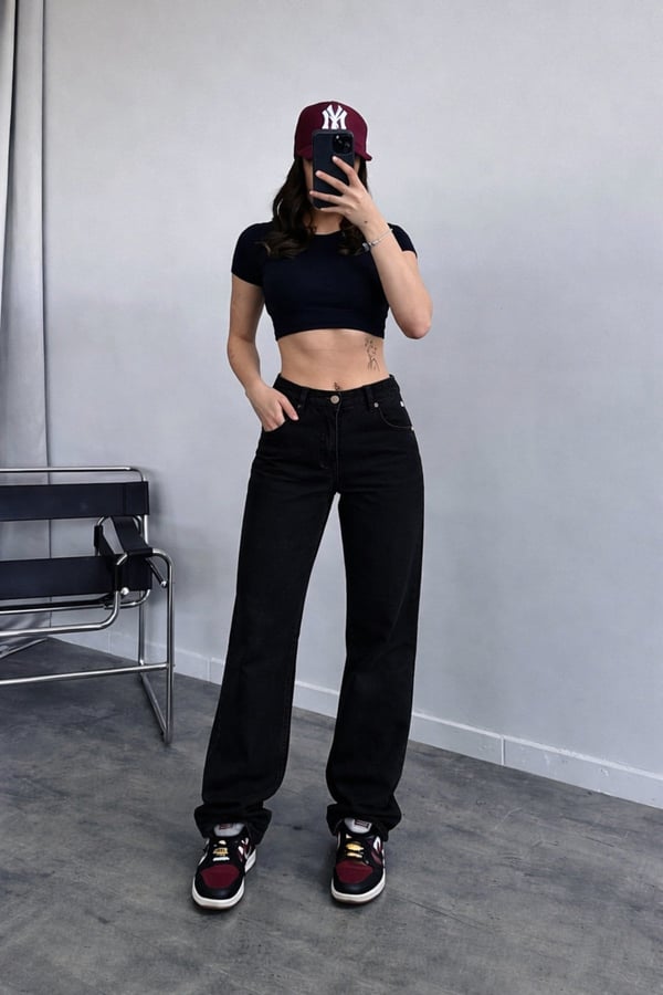 Baggy Toka Detaylı Bol Kesim Geniş Paça Rahat Baggy Jean Kot Pantolon