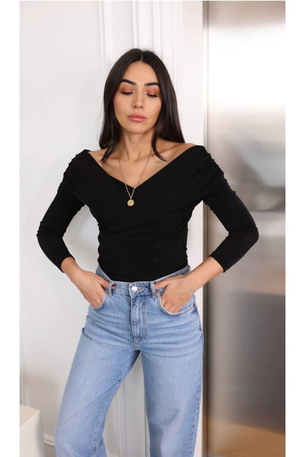 Diva Kruvaze Yaka Likralı Buzzy Kumaş Tasarım Siyah Bluz