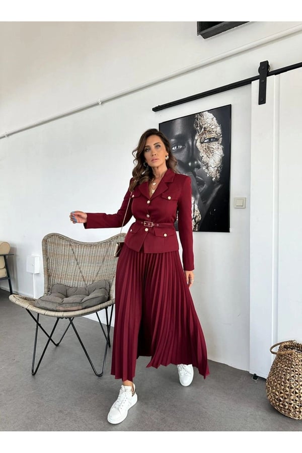 Elizabeth Gold Kemerli - Düğmeli Blazer Ceket Ve Piliseli Uzun Etek Takım