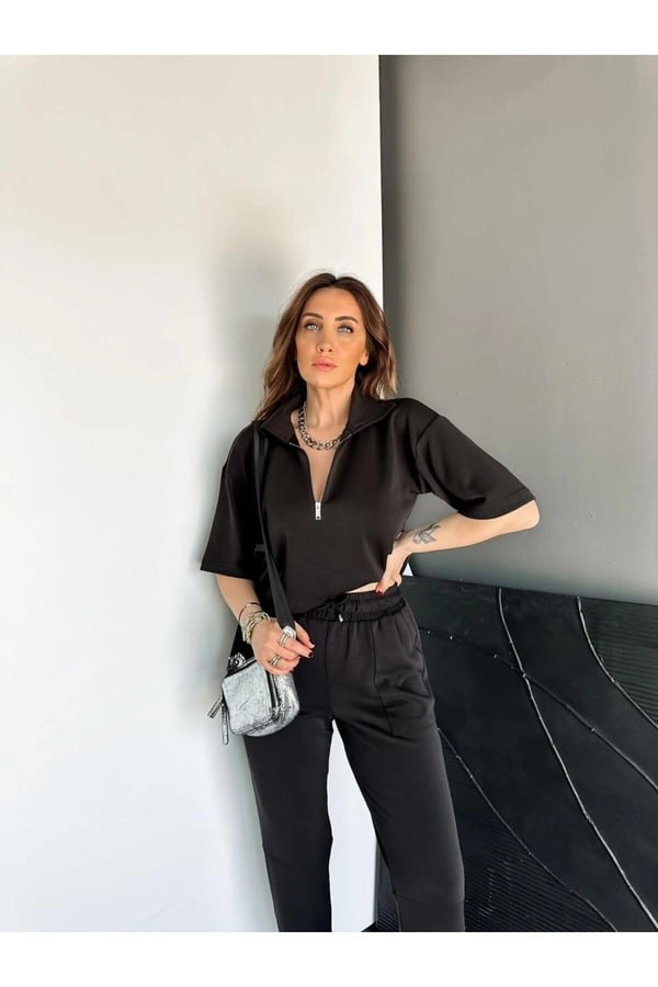Gri Yaka Ve Paçası Fermuarlı Takım