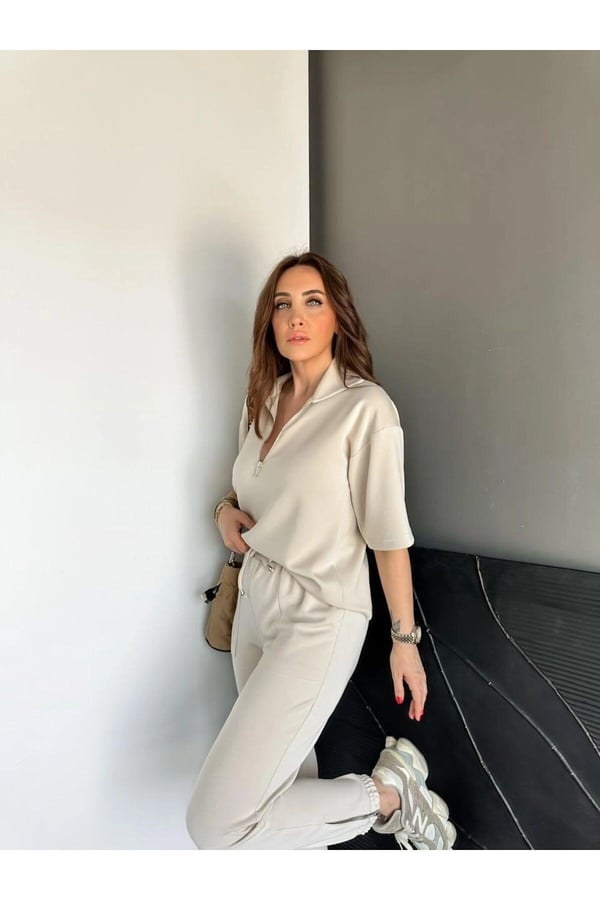 Gri Yaka Ve Paçası Fermuarlı Takım