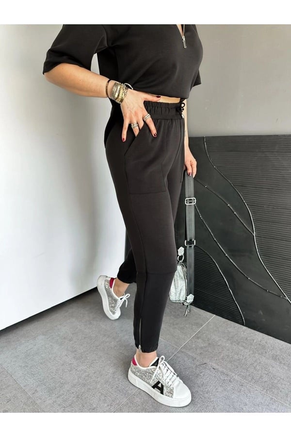 Gri Yaka Ve Paçası Fermuarlı Takım