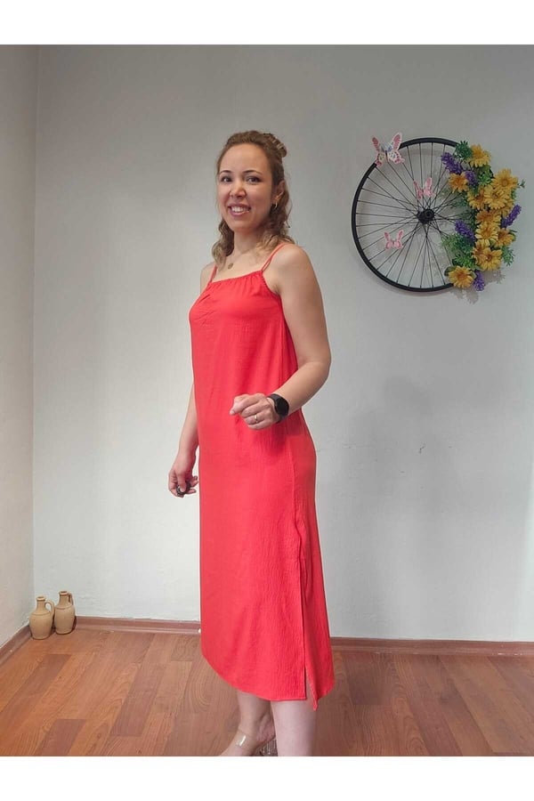 İp Askılı Ayrobin Kumaş Yanı Yırtmaçlı Uzun Elbise