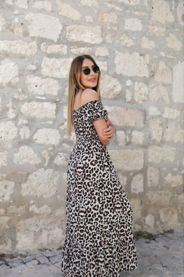Leopar Madonna Yaka Yırtmaçlı Elbise