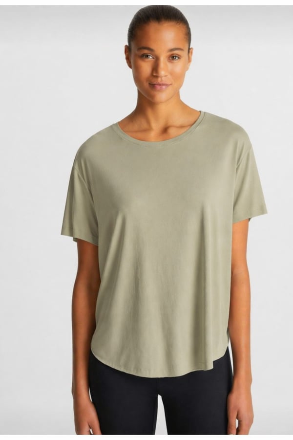Orjinal Marka Model Kadın Premium Oversize Basic Tişört Rahat Kesim Kısa Kollu