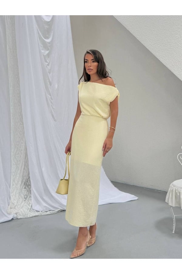 Premium Kayık Yaka Drape Detaylı Midi Elbise