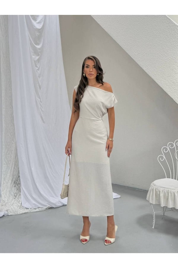Premium Kayık Yaka Drape Detaylı Midi Elbise