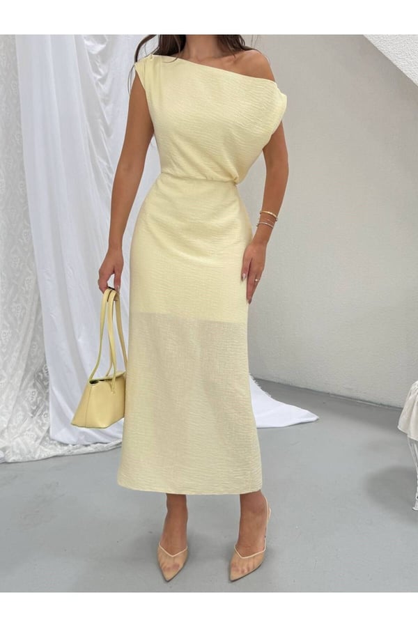 Premium Kayık Yaka Drape Detaylı Midi Elbise